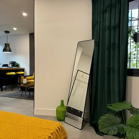Apartamento Deluxe Lajuderia Con Parking Gratis Cordoba Exterior photo